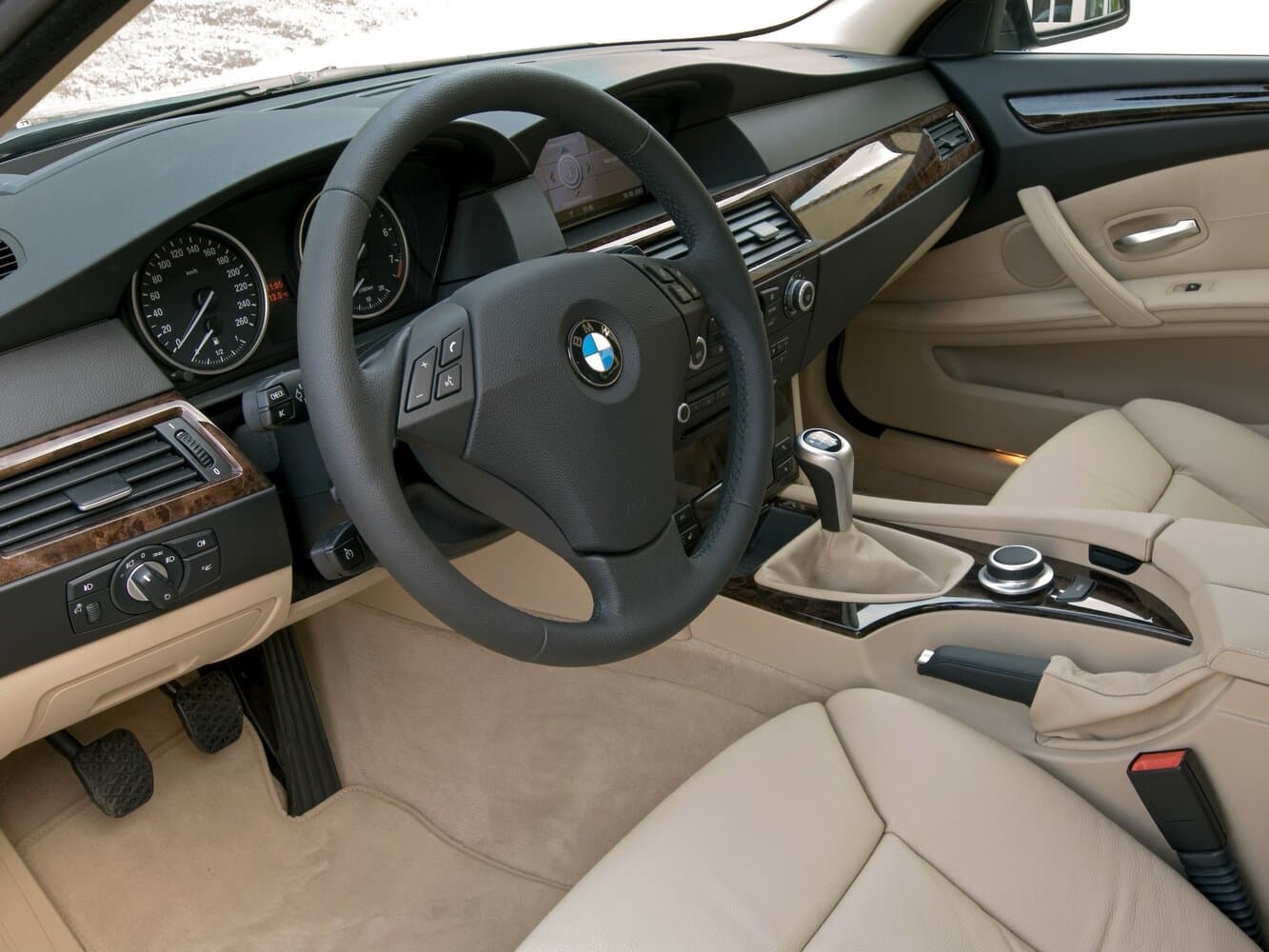 BMW 5 series V (E60/E61) Рестайлинг Седан, фото 7