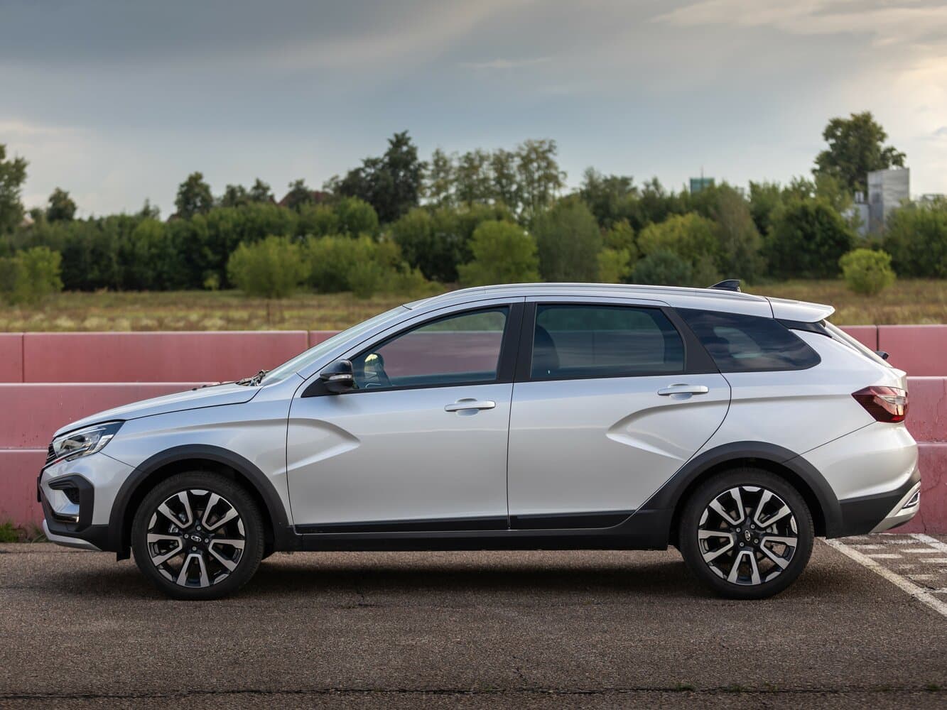 Lada (ВАЗ) Vesta I Рестайлинг (NG) Универсал 5 дв. SW Cross, фото 11