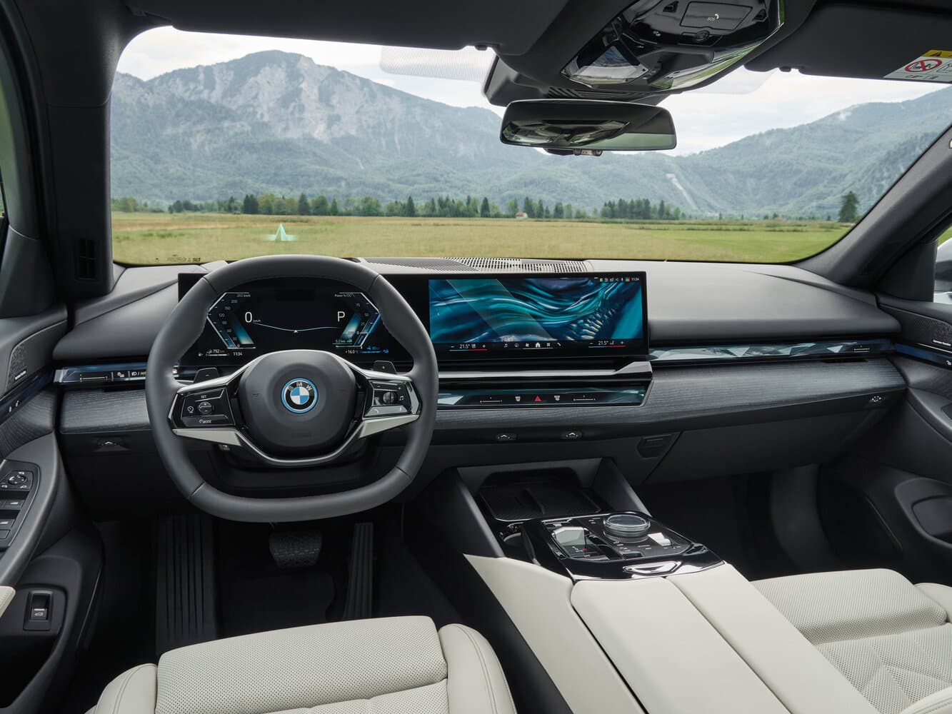 BMW 5 series VIII (G60/G61/G68) Седан, фото 7