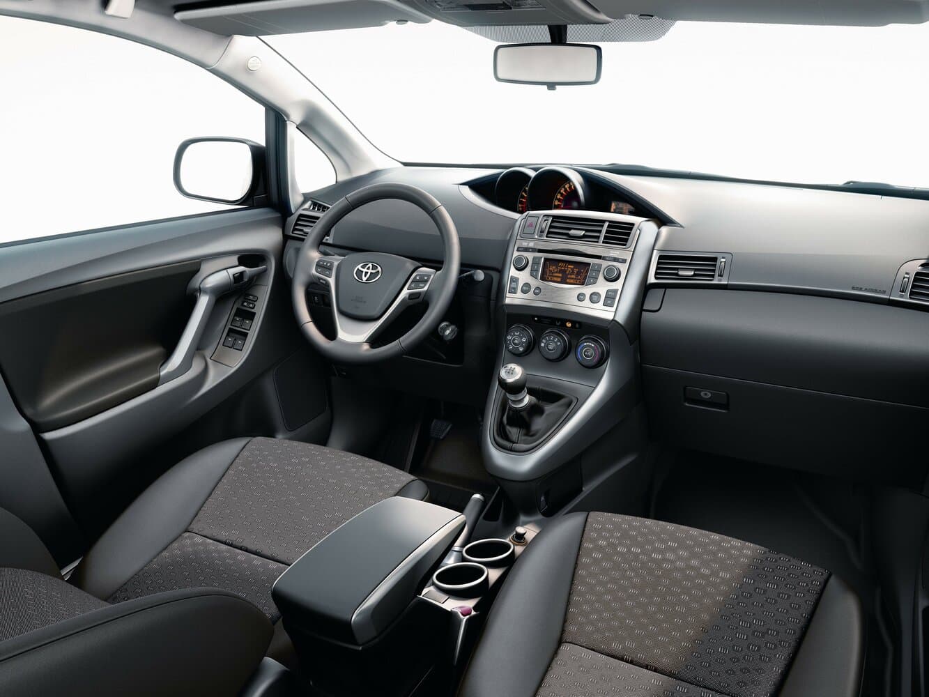 Toyota Verso I Компактвэн, фото 7
