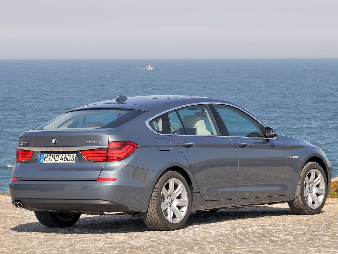 BMW 5 series VI (F10/F11/F07) Лифтбек Gran Turismo, фото 5