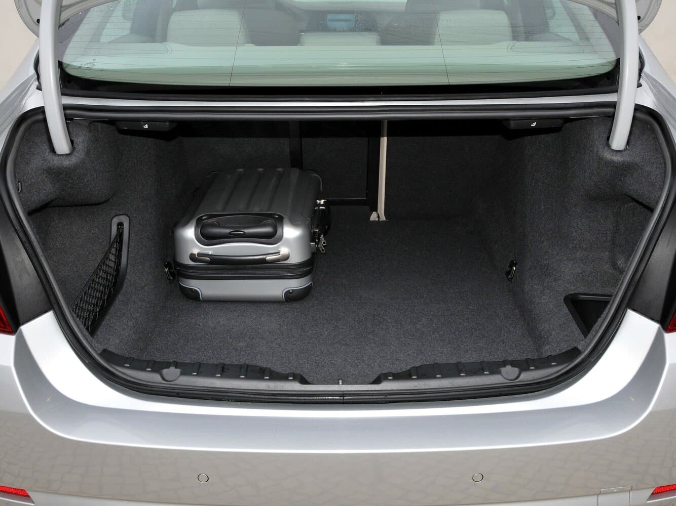 BMW 5 series VI (F10/F11/F07) Седан, фото 16