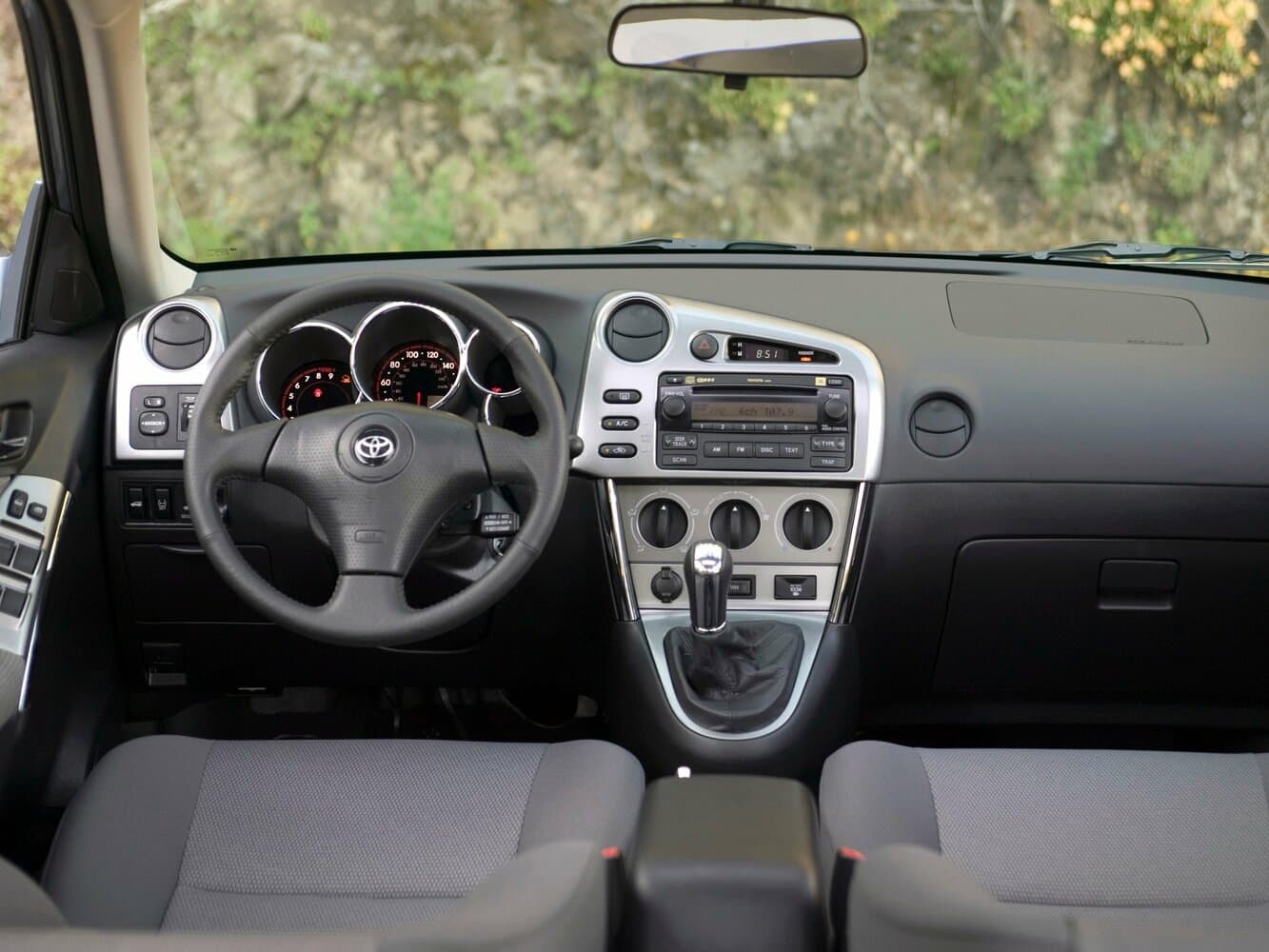 Toyota Matrix I (E130) Хэтчбек 5 дв., фото 3
