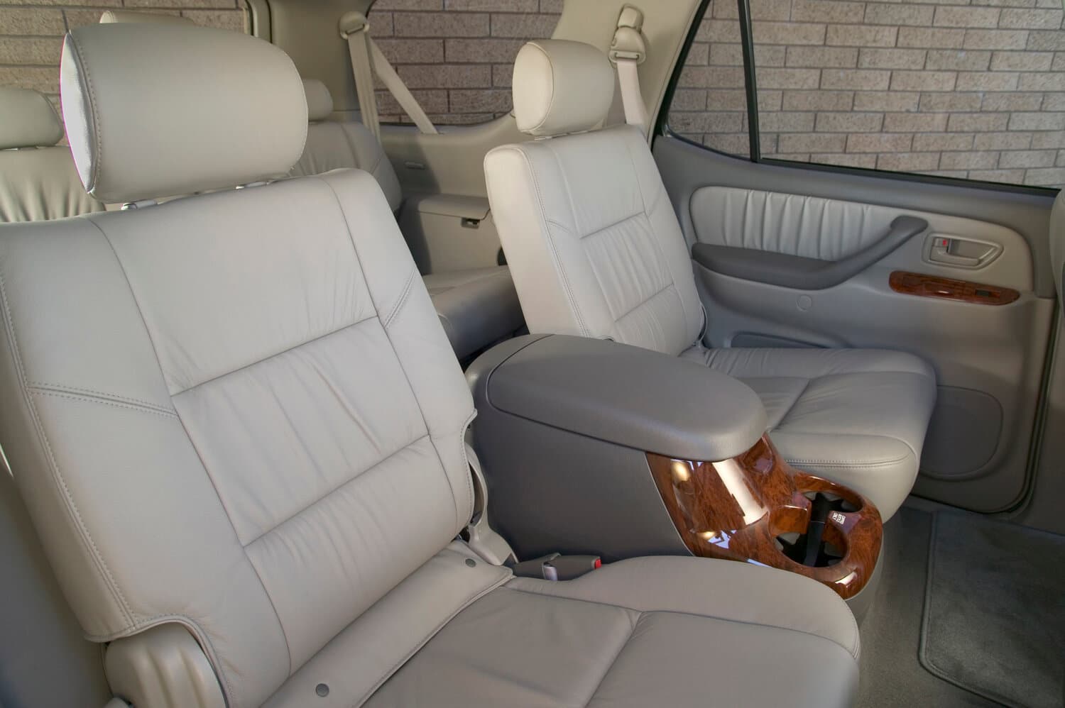 Toyota Sequoia I Рестайлинг Внедорожник 5 дв., фото 9