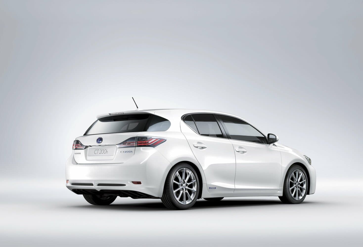 Lexus CT I Хэтчбек 5 дв., фото 5